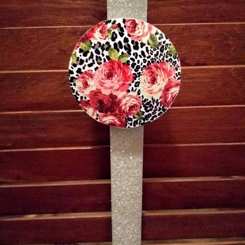 Cheetah Wreath Hanger,Wreath Hanger for Front Door,Floral,Wreath Supplies